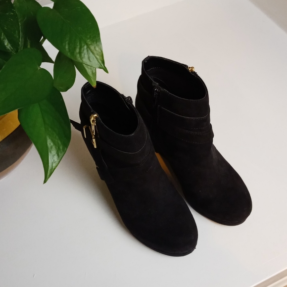 Dolce Vita // Black Wedges - Picture 3 of 4